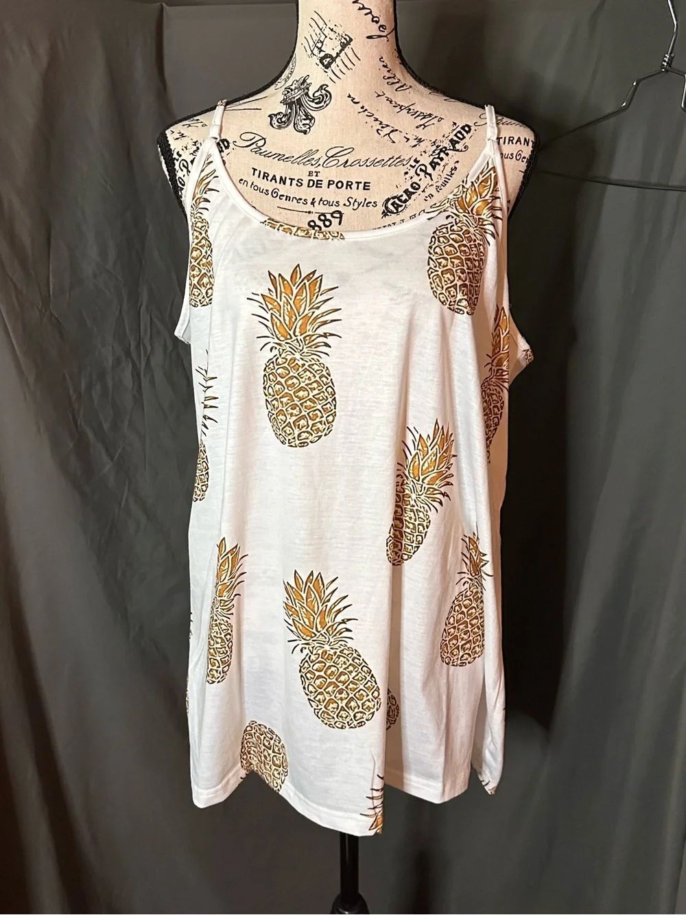 MISSLOOK White Pineapple Print Camisole